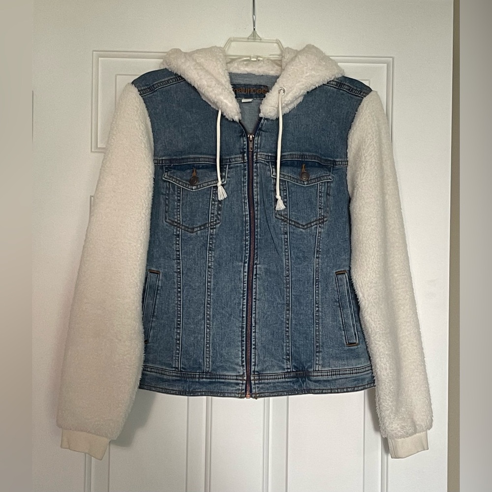 Maurices White Sherpa Denim Jacket - Medium